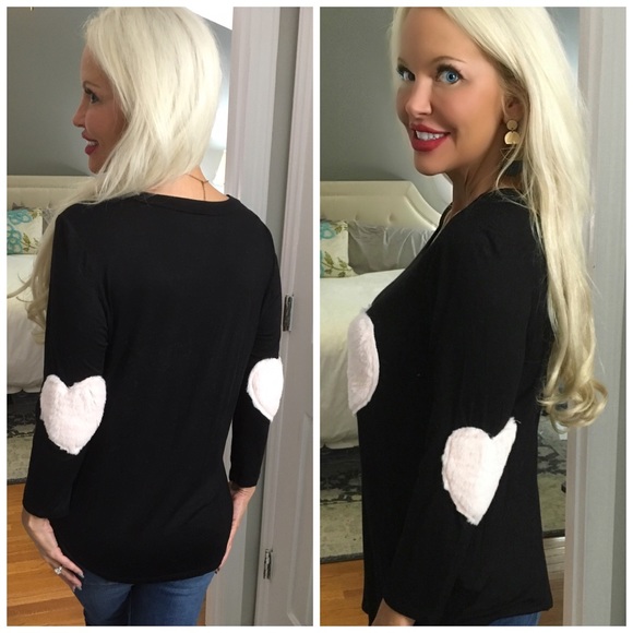 ❤️LAST 1! Adorable Fuzzy Heart Tunic! - Picture 2 of 2
